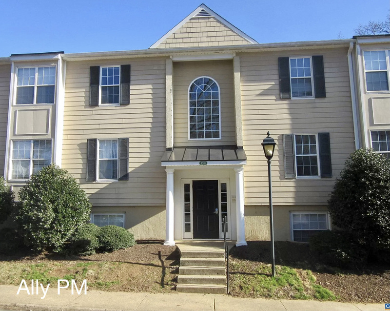 Charlottesville Condo: 1313 Villa Way D
