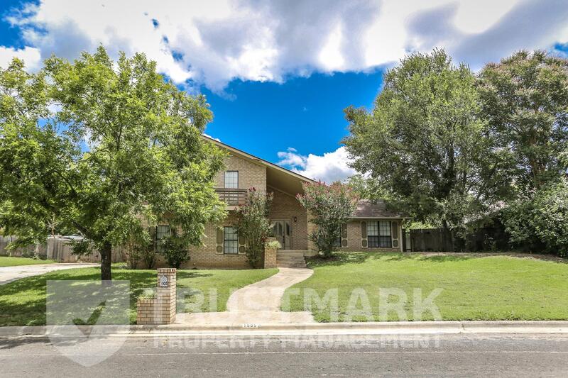 Harker Heights House: 1905 Elk Trail