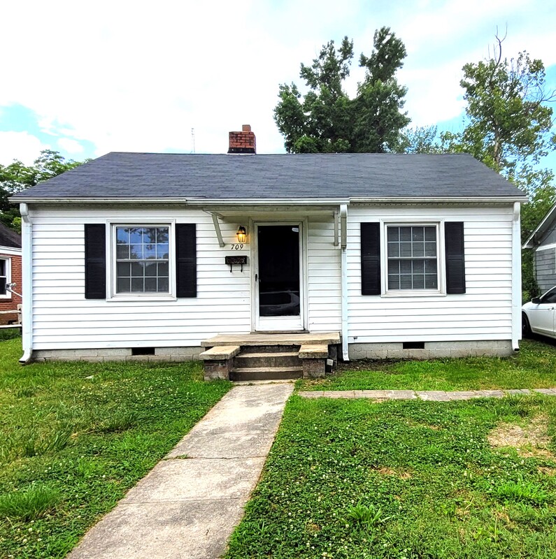 Request a Viewing for 709 Mcpherson Street Tenant Turner