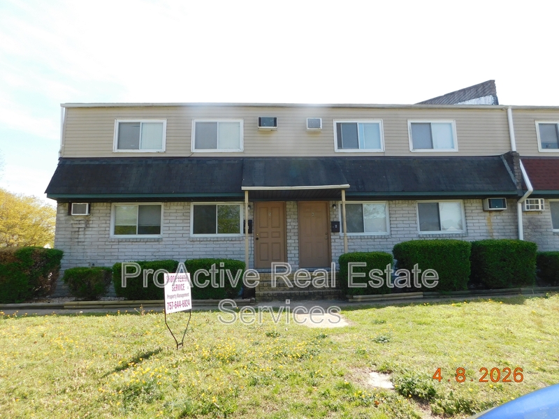 Norfolk Condo: 755 Guy Ave. #6