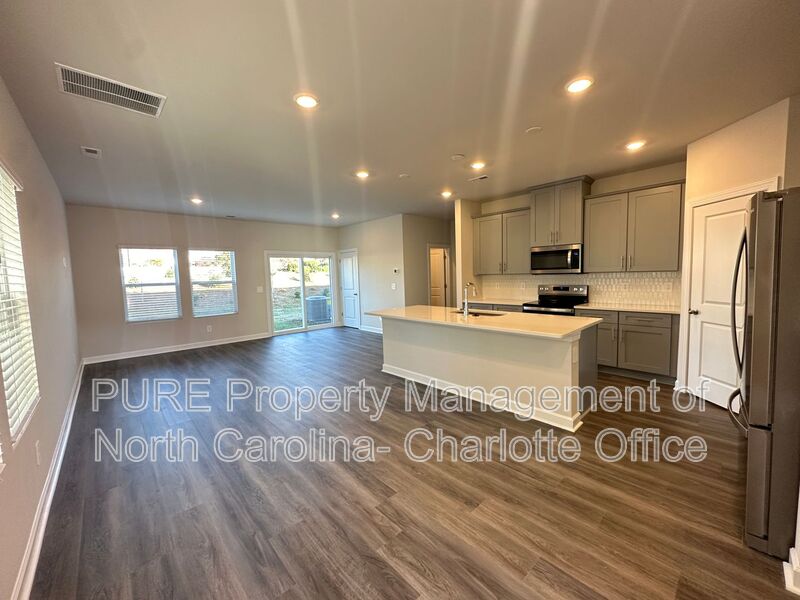 Monroe Townhome: 1764 Braemar Village Dr