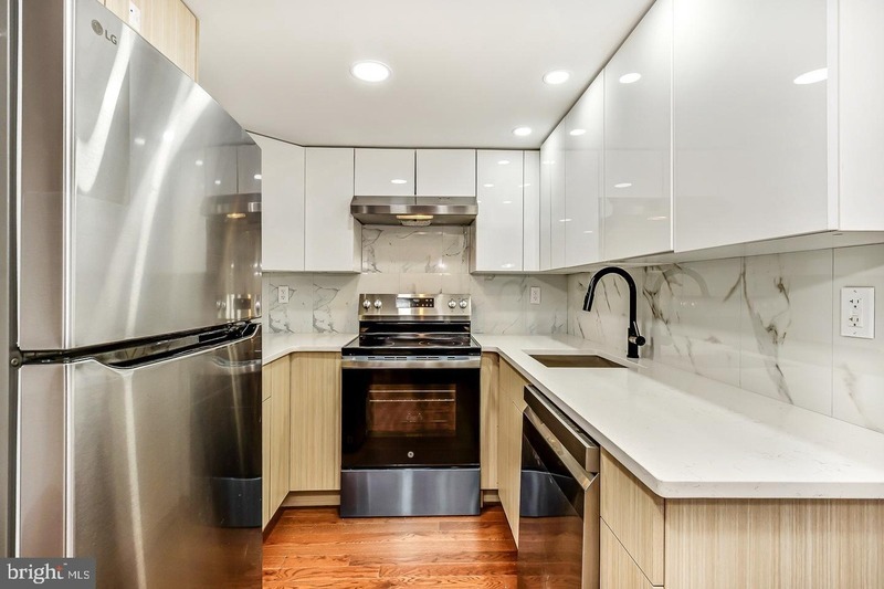 Philadelphia House: 182 E Huntingdon