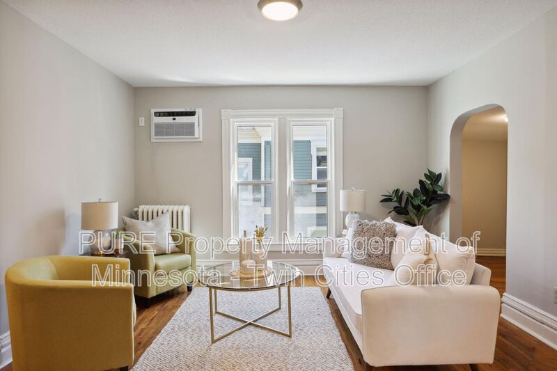 Saint Paul Condo: 550 Ashland Ave