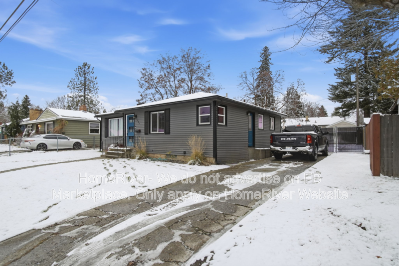 Spokane House: 809 E 37th Ave