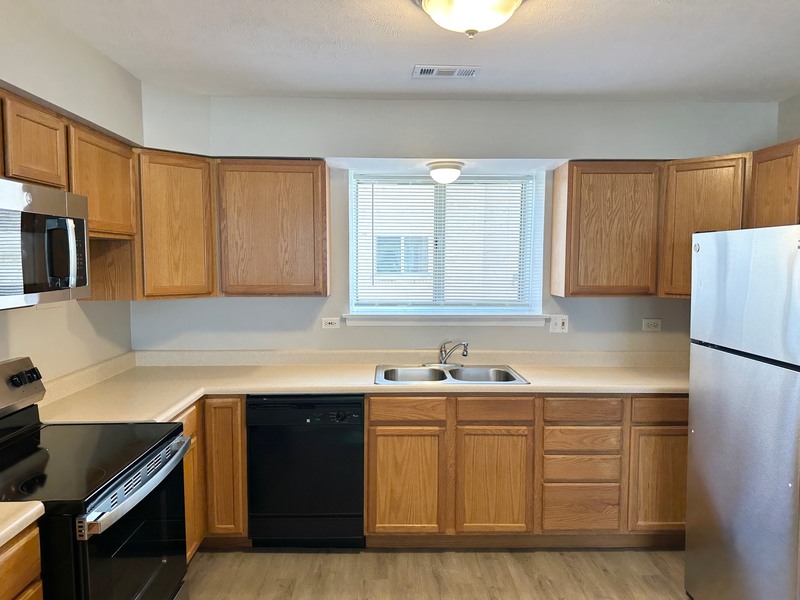 Wheaton Condo: 1003 Taft Ave