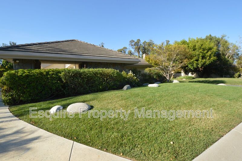 CAMARILLO House: 31 ALVISO DR