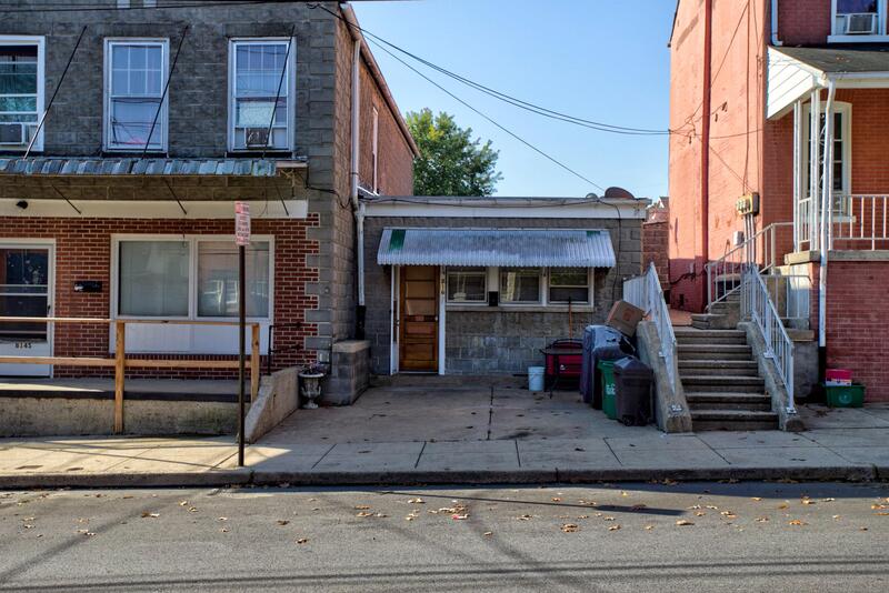 Lancaster House: 816 6th Street