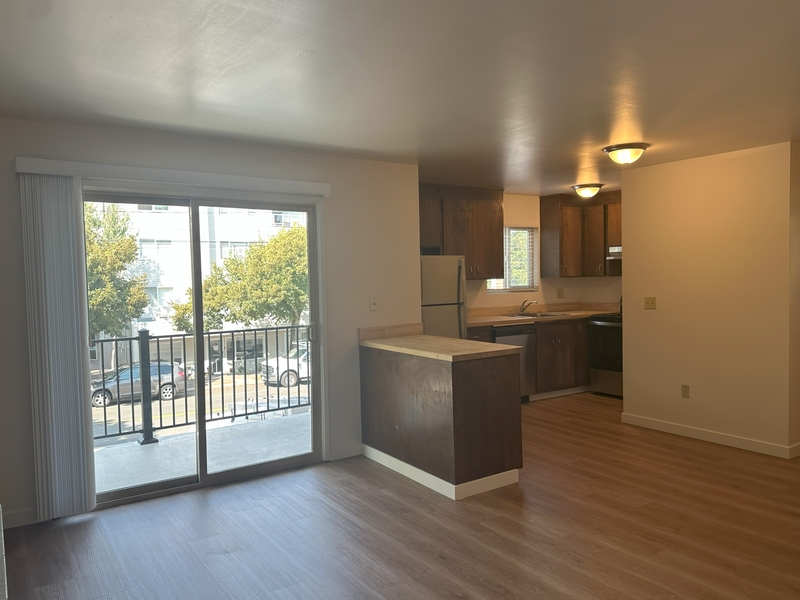 Seattle Condo: 3710 California Ave SW - 4