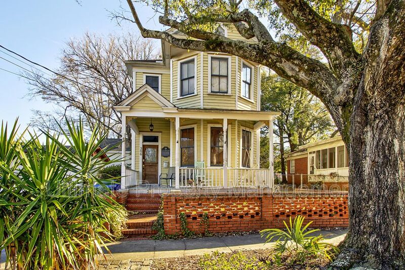Wilmington House: 306 N 6th Street