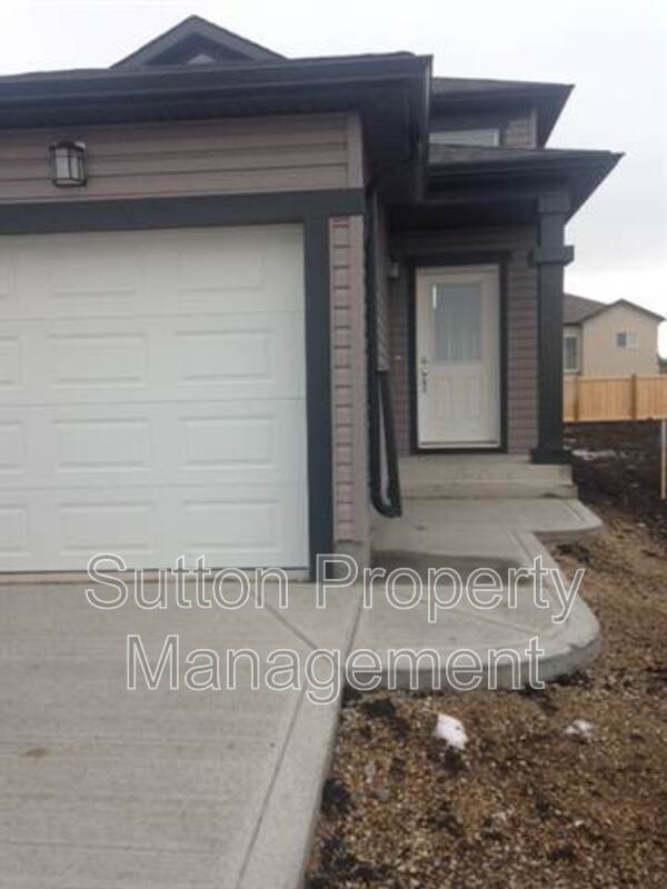 Grande Prairie House: 9806 89 StUnit BKey 149