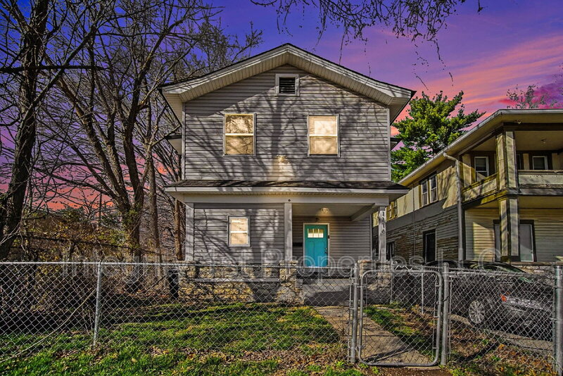 Kansas City Condo: 1116 E 45th St