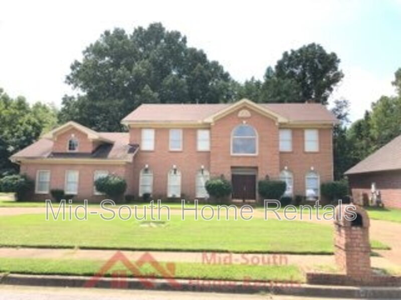 Cordova House: 8971 Meaghan Dr
