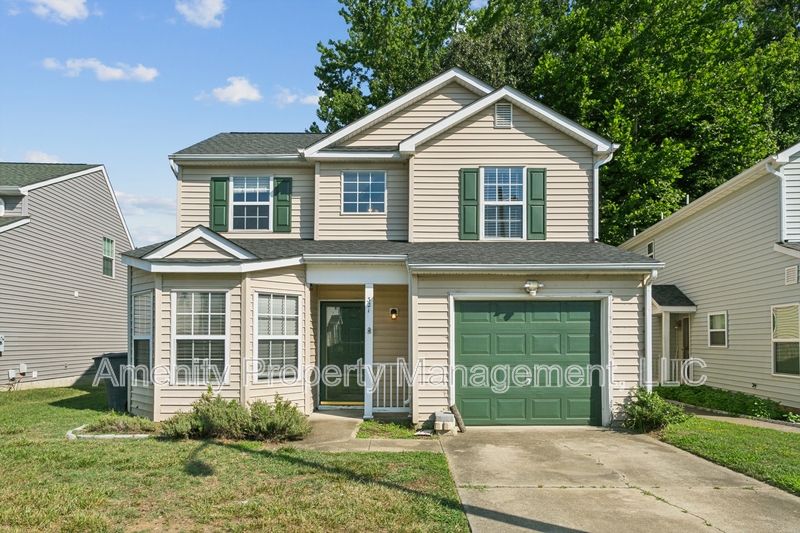 Newport News House: 321 Warwick Landing Parkway