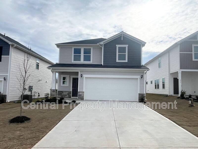 Spartanburg House: 671 Cozy Bluff Road