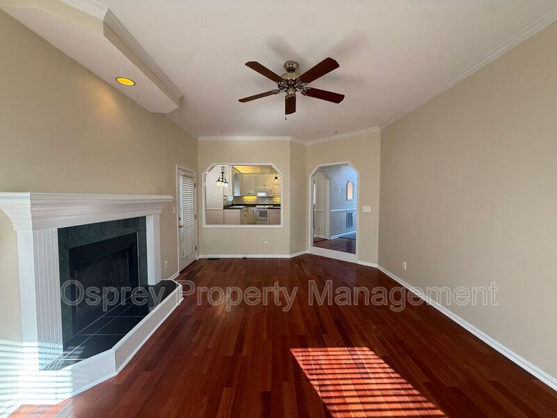 Spacious 3-Bedroom Home in Burbage Grant! "ASK ABOUT OUR ZERO DEPOSIT" - Photo 7