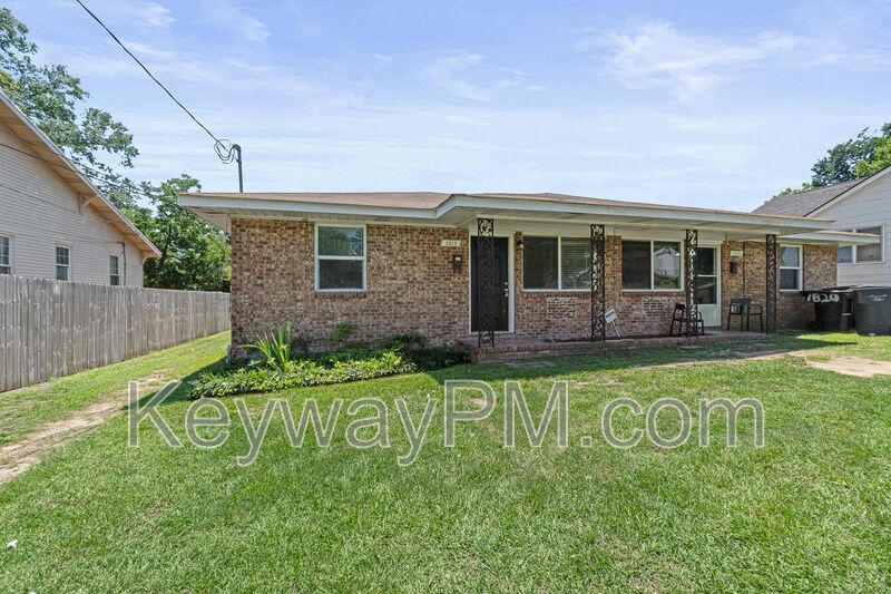 Augusta Condo: 2012 Wrightsboro Rd