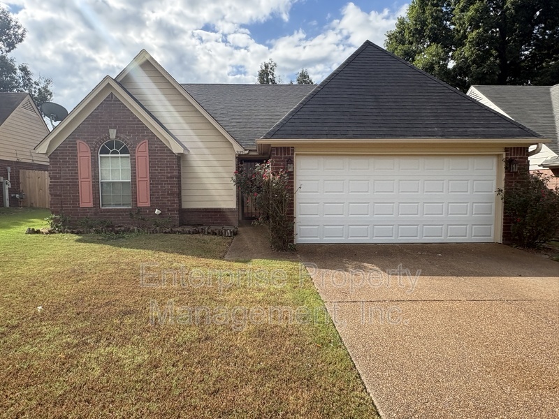 House for Rent at 7125 Showboat Ln, Cordova, TN | Rentler