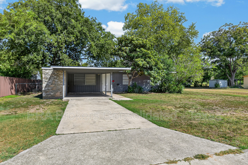 Schertz House: 213 Aviation