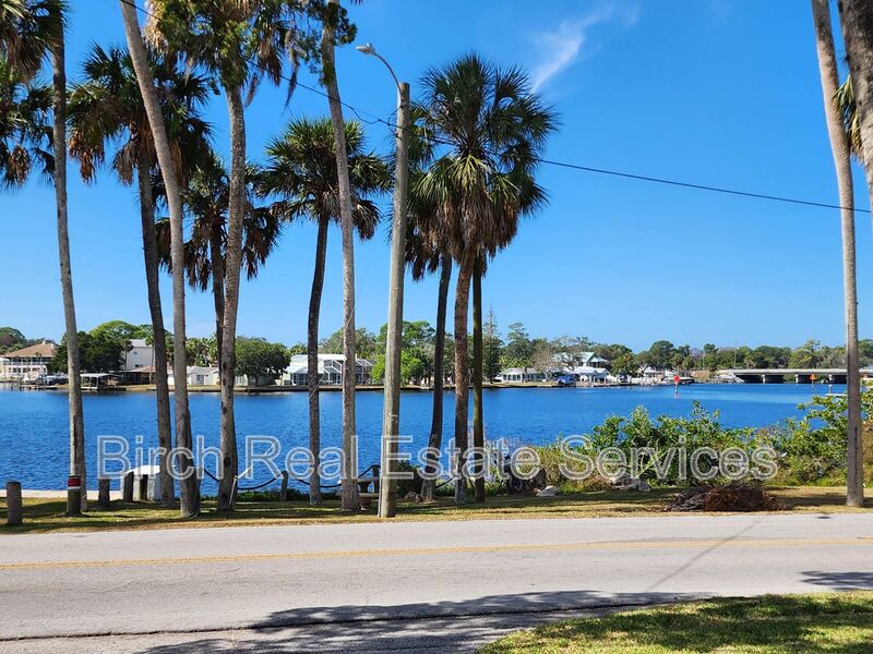 Port Richey Condo: 7606 Grand Blvd