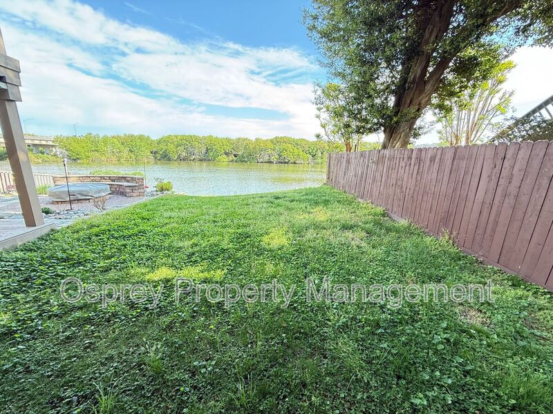 Luxury 3-Story Home Near Chic’s Beach with Water Views & Private Decks - Photo 19