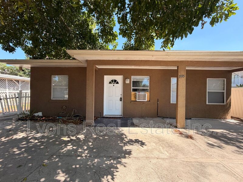 Fort Myers Condo: 1935-A Ricardo Ave