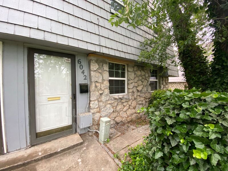 Request a Viewing for 6042 Northwest Expressway Tenant Turner