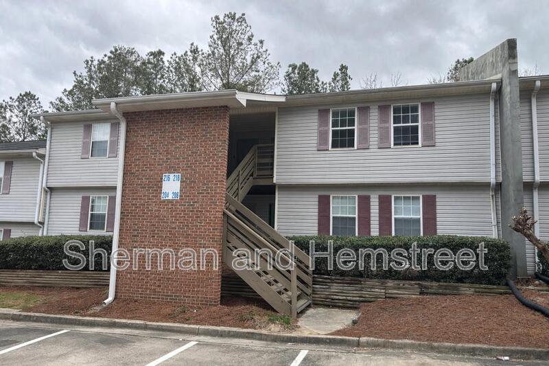 Evans Condo: 218 Commons Dr