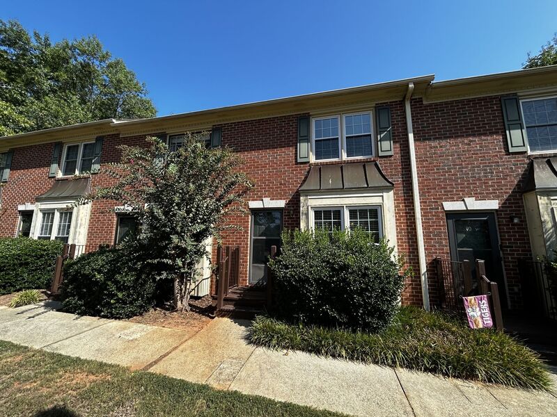 Clemson House: 106 Sunset Avenue