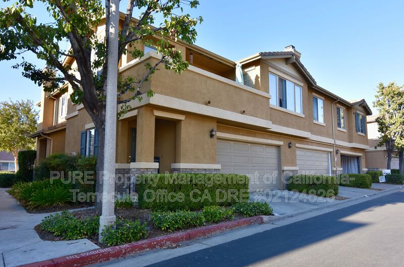 Murrieta Townhome: 39722 Princeton Way