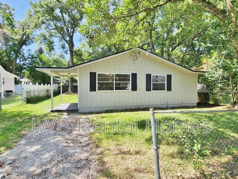 Jacksonville House: 3152 Thomas St