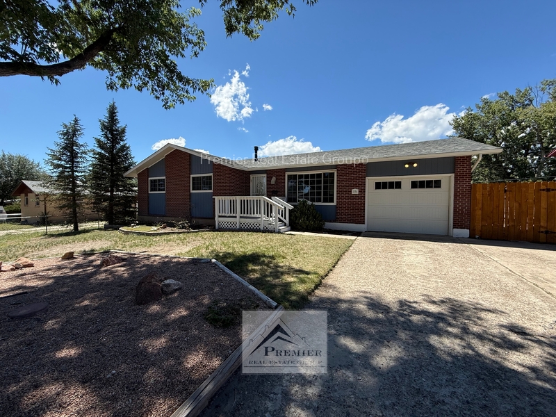 Colorado Springs House: 104 Fordham Street