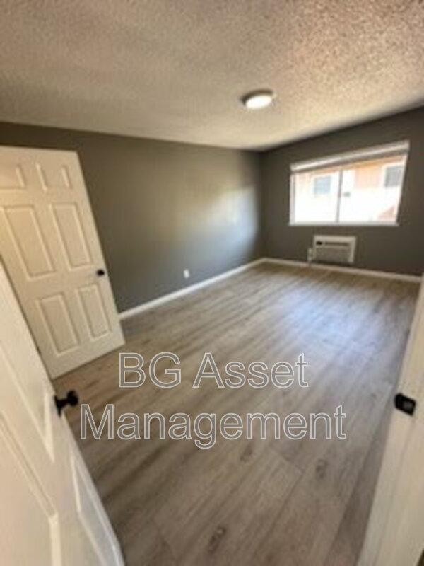 Sacramento Condo: 2417 Northrop Avenue