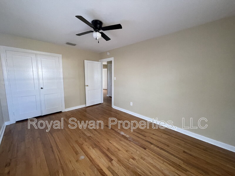 Lakeland House: 632 Glendale Street