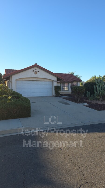 Menifee House: 26661 Braddock Rd