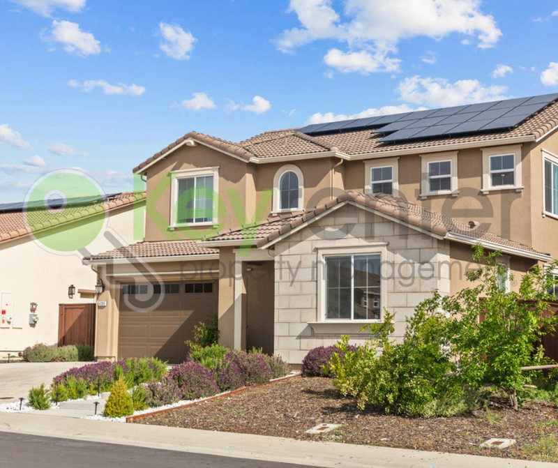 Folsom House: 4288 Crescent Way
