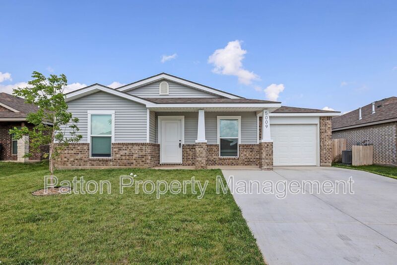 Amarillo House: 5009 Stoney Fork Street
