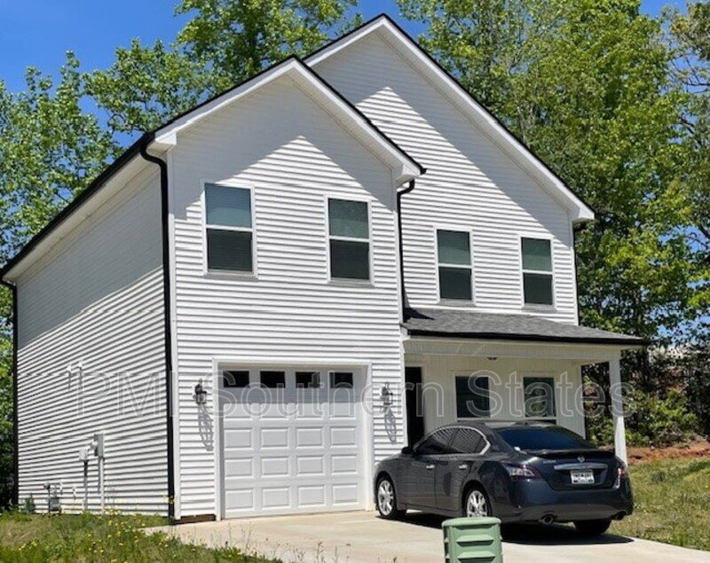 Travelers Rest House: 111 Solis Court