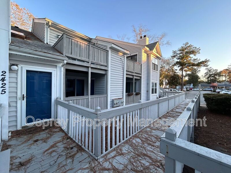 Stylish & Spacious 3-Bed Home! "ASK ABOUT OUR ZERO DEPOSIT" - Photo 1