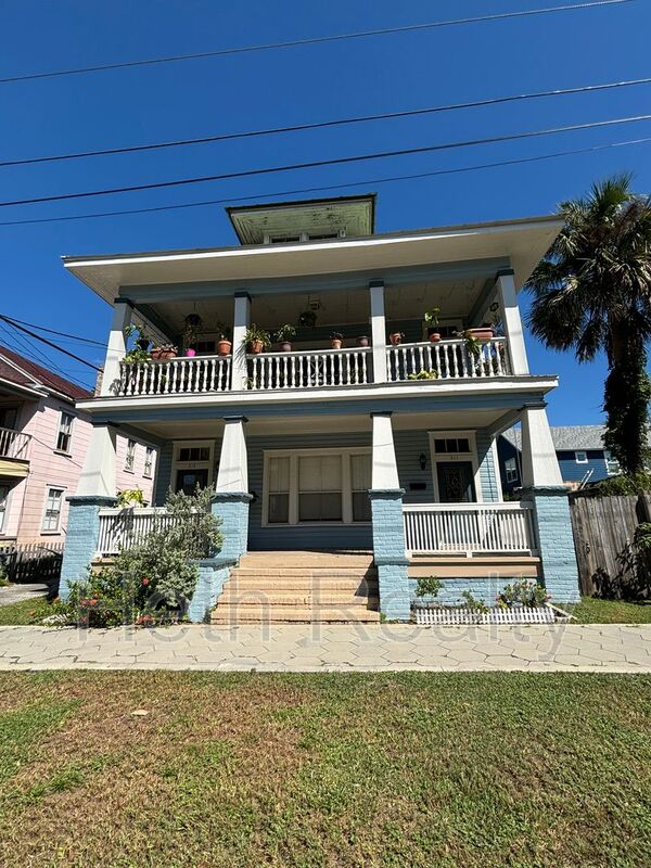 JACKSONVILLE Condo: 311 W. 6th STREET