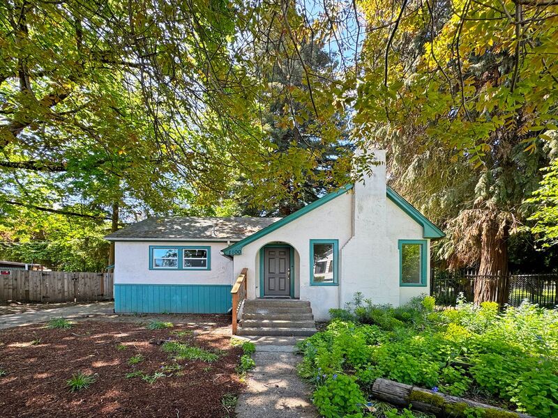 Eugene House: 1100 West 4th Avenue