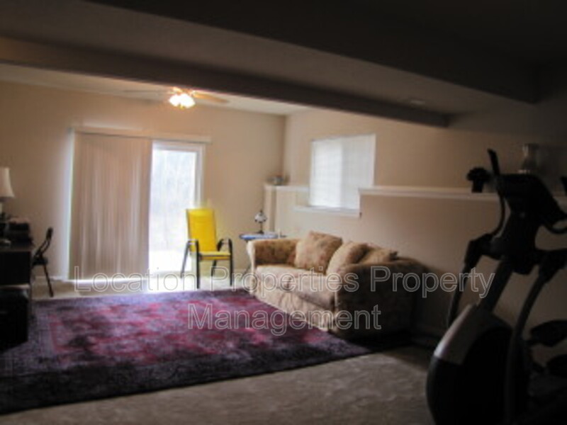 1458 Marilee Drive, Lawrence, Kansas rental photo 5 of 5