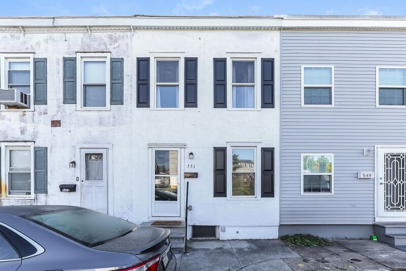 King of Prussia Townhome: 551 Summit St