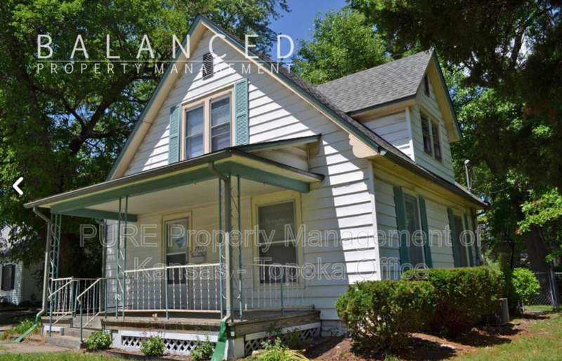 Topeka House: 2910 SW 17th Street