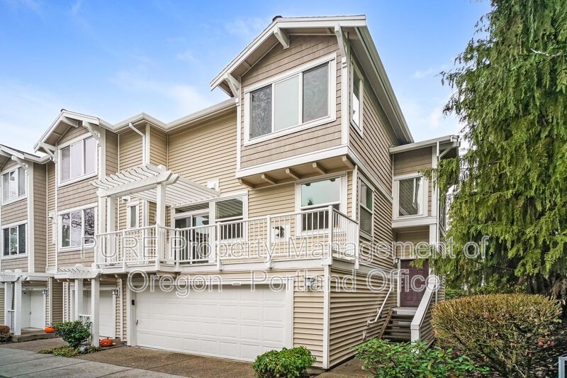 Beaverton Townhome: 16070 SW Audubon St