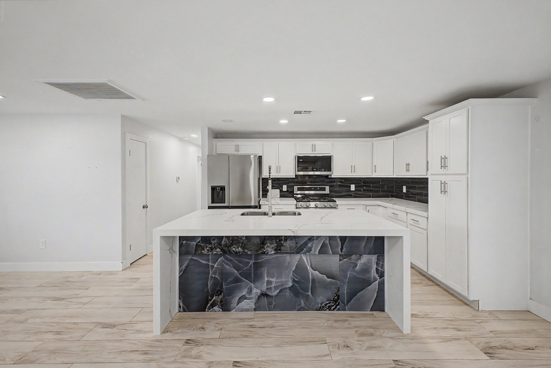 Phoenix House: 3701 E Ludlow Dr