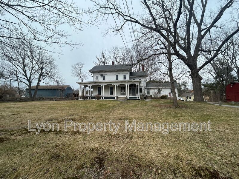 Glocester Condo: 12 Oil Mill Lane