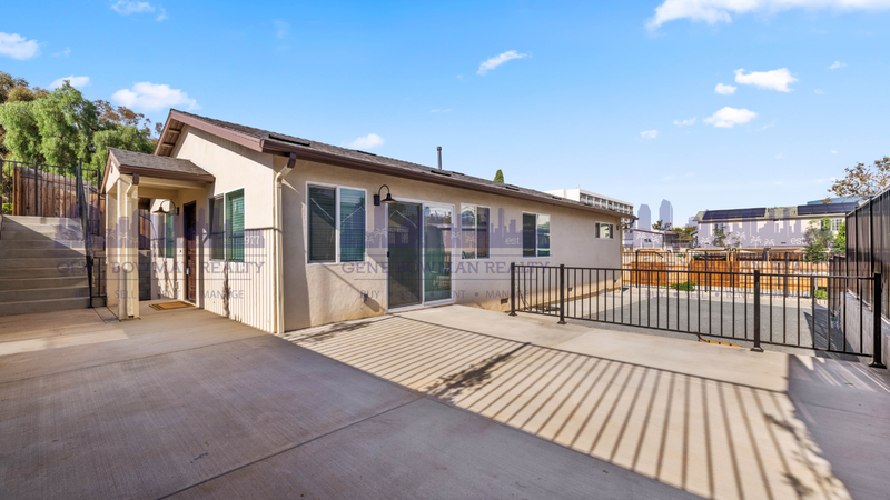 National City House: 531 E 15th St