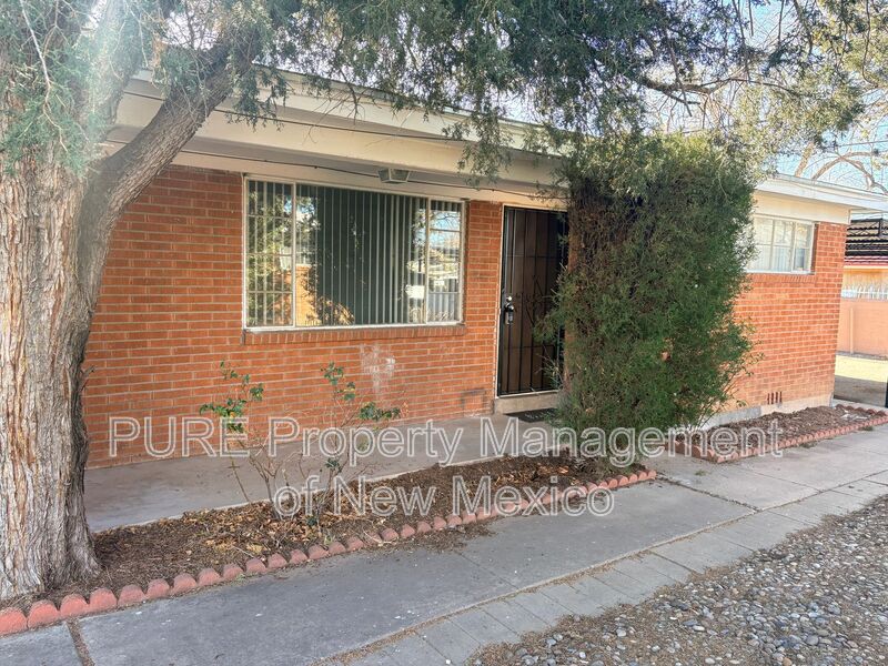 Albuquerque Condo: 945 Louisiana Blvd SE