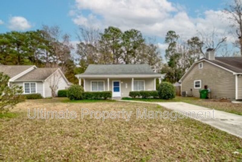 WIlmington House: 3811 DOE CLEARING CT