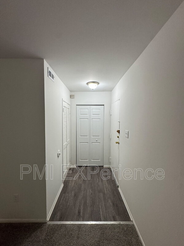 Largo Condo: 10246 Prince Place